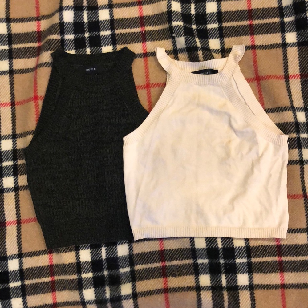 Set of two halterneck crop tops